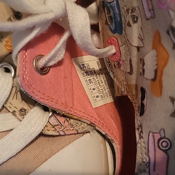 Casual Women's Sneakers with Cat Print - Picture 5 of 6